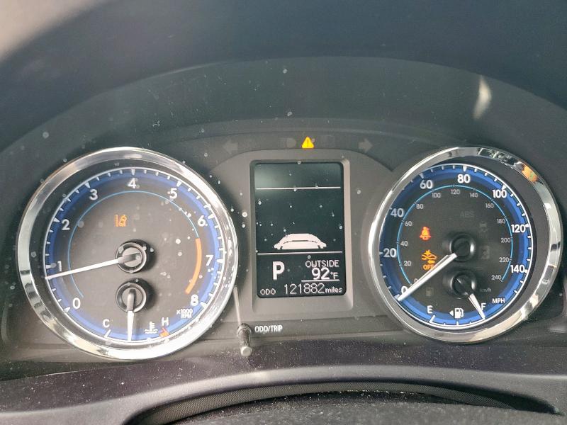 Photo 9 from auction – 2018 TOYOTA COROLLA L with VIN 5YFBURHE6JP832743