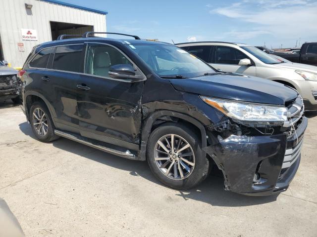 Photo 4 from auction – 2019 TOYOTA HIGHLANDER with VIN 5TDKZRFH2KS551787