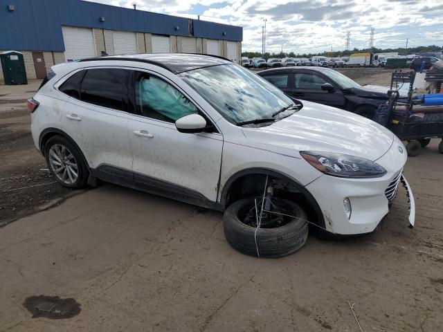 Photo 4 from auction – 2022 FORD ESCAPE TIT with VIN 1FMCU9J96NUA10997