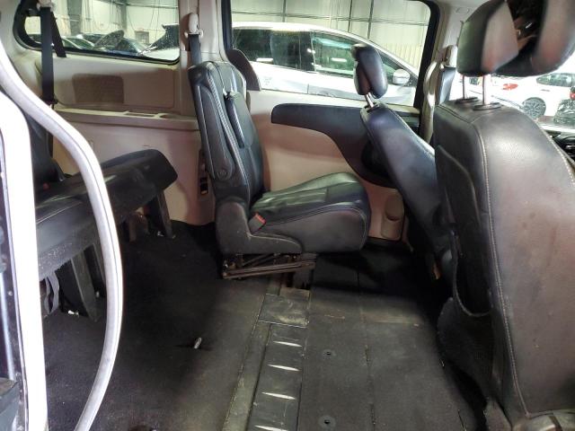 Photo 11 from auction – 2014 CHRYSLER TOWN & COU with VIN 2C4RC1BG6ER272810