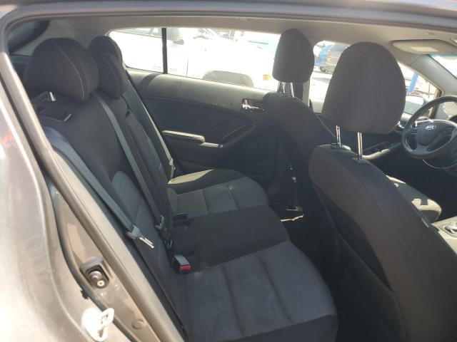 Photo 10 from auction – 2016 KIA FORTE LX with VIN KNAFK5A85G5620861