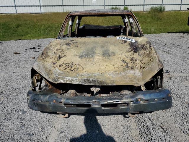 Photo 5 from auction – 2004 CHEVROLET SILVERADO with VIN 2GCEC13T541316948