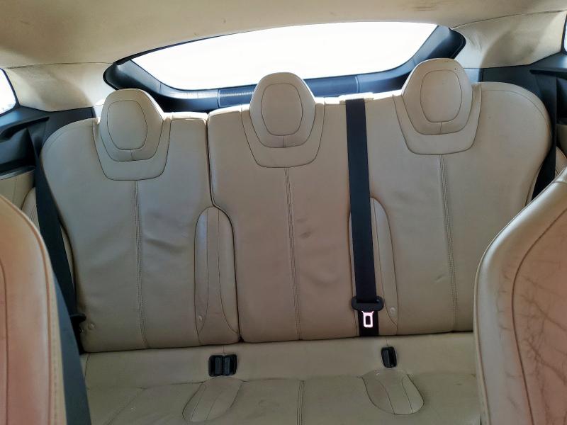 Photo 10 from auction – 2014 TESLA MODEL S with VIN 5YJSA1S12EFP45245