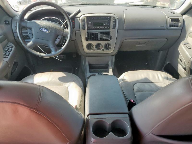 Фото 8 с аукциона – 2005 FORD EXPLORER X с VIN 1FMZU73K45UB66602