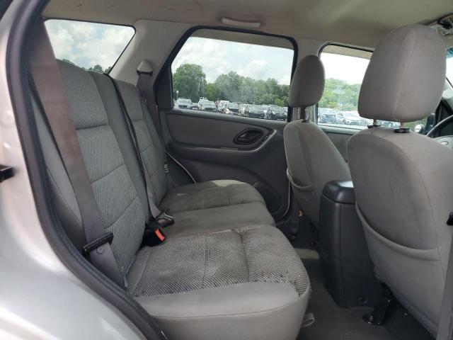 Photo 11 from auction – 2005 FORD ESCAPE XLT with VIN 1FMYU93145KA30657