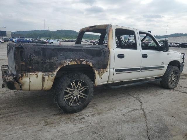 Photo 3 from auction – 2004 CHEVROLET SILVERADO K1500 with VIN 2GCEK13T441401170