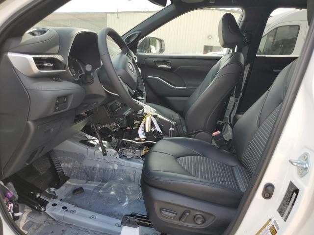 Photo 7 from auction – 2023 TOYOTA HIGHLANDER with VIN 5TDKDRBH9PS512156
