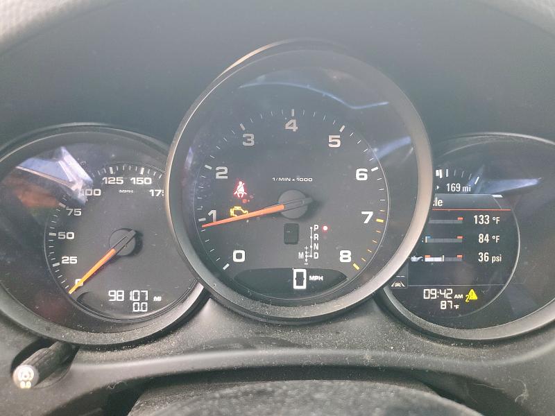 Photo 9 from auction – 2018 PORSCHE MACAN with VIN WP1AA2A57JLB20626