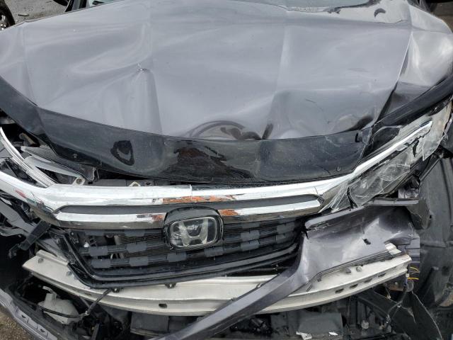 Photo 11 from auction – 2017 HONDA RIDGELINE RTL with VIN 5FPYK3F71HB001827