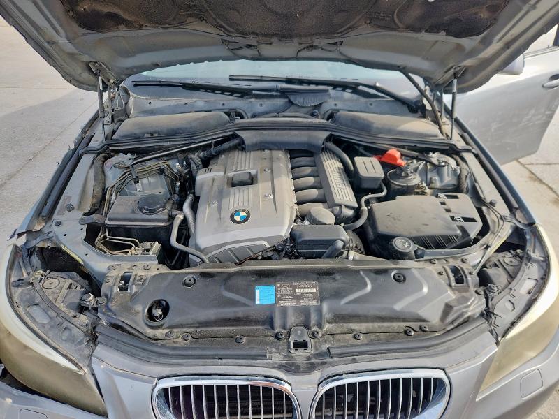 Photo 11 from auction – 2007 BMW 525 I with VIN WBANE53527CW68710
