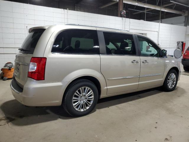 Photo 3 from auction – 2015 CHRYSLER TOWN & COU with VIN 2C4RC1CG2FR698400