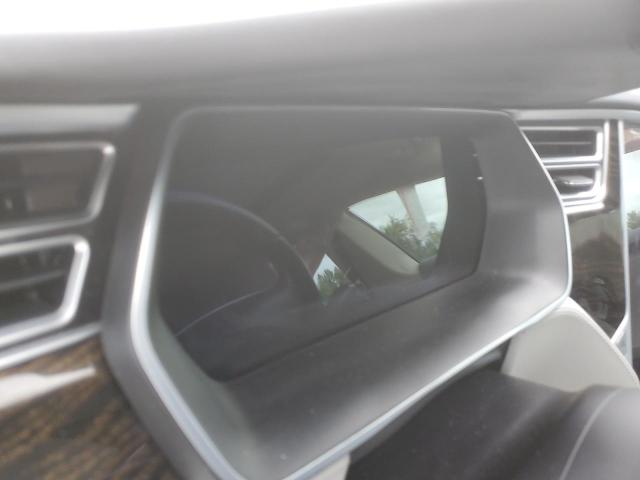 Photo 9 from auction – 2016 TESLA MODEL S with VIN 5YJSA1E16GF144760