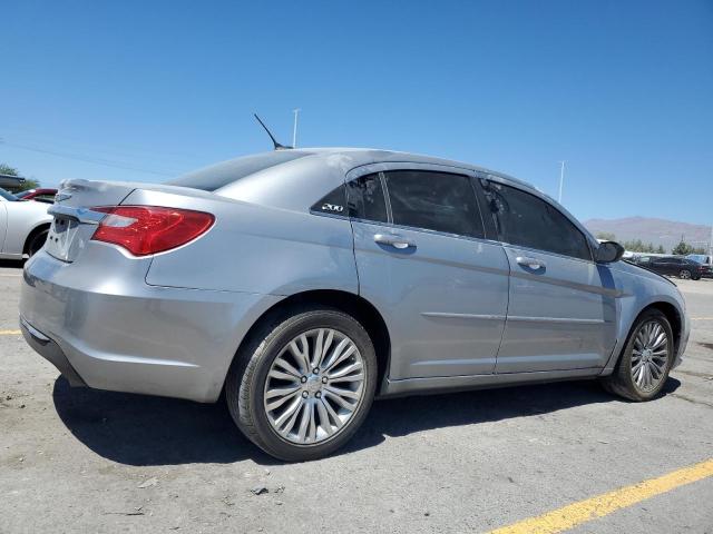 Photo 3 from auction – 2014 CHRYSLER 200 TOURIN with VIN 1C3CCBBG4EN131621