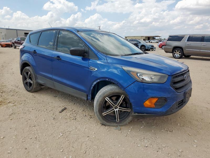 Photo 4 from auction – 2018 FORD ESCAPE S with VIN 1FMCU0F71JUB72145