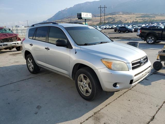 Photo 4 from auction – 2006 TOYOTA RAV4 with VIN JTMBD33V866011209