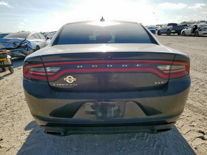 Photo 6 from auction – 2015 DODGE CHARGER SX with VIN 2C3CDXHG4FH852243