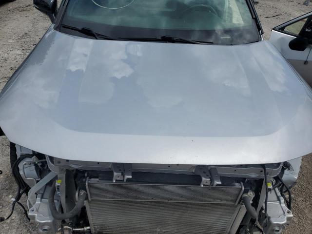 Photo 12 from auction – 2019 TOYOTA RAV4 XSE with VIN JTMEWRFV8KJ019596