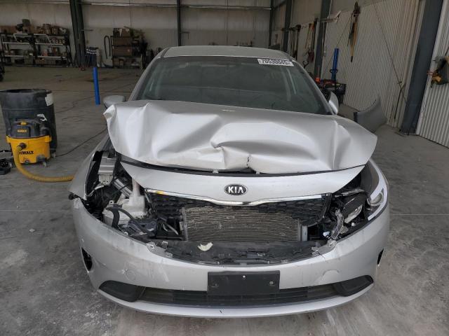 Photo 5 from auction – 2018 KIA FORTE LX with VIN 3KPFK4A73JE270033