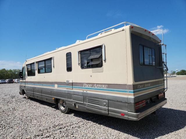 Photo 3 from auction – 1990 PACE MOTORHOME with VIN 1GBKP37N6L3314489