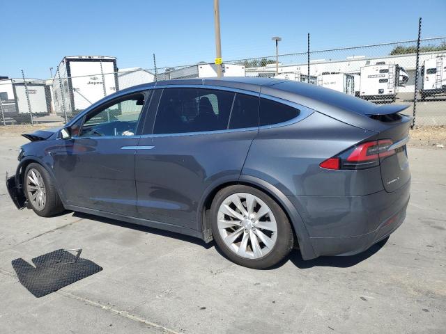 Photo 2 from auction – 2017 TESLA MODEL X with VIN 5YJXCBE23HF050092