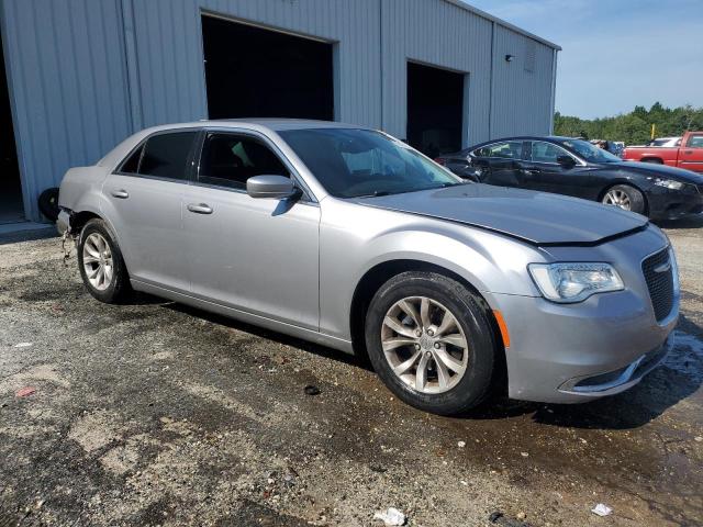 Photo 4 from auction – 2015 CHRYSLER 300 LIMITE with VIN 2C3CCAAG8FH920859