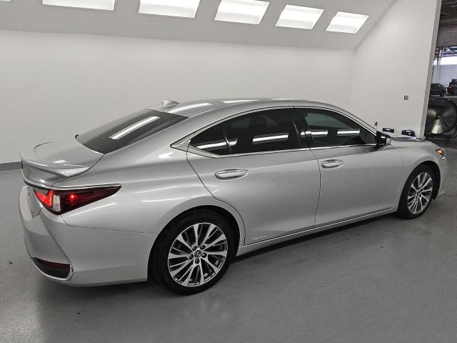 Photo 3 from auction – 2020 LEXUS ES 300H with VIN 58AD21B12LU008920