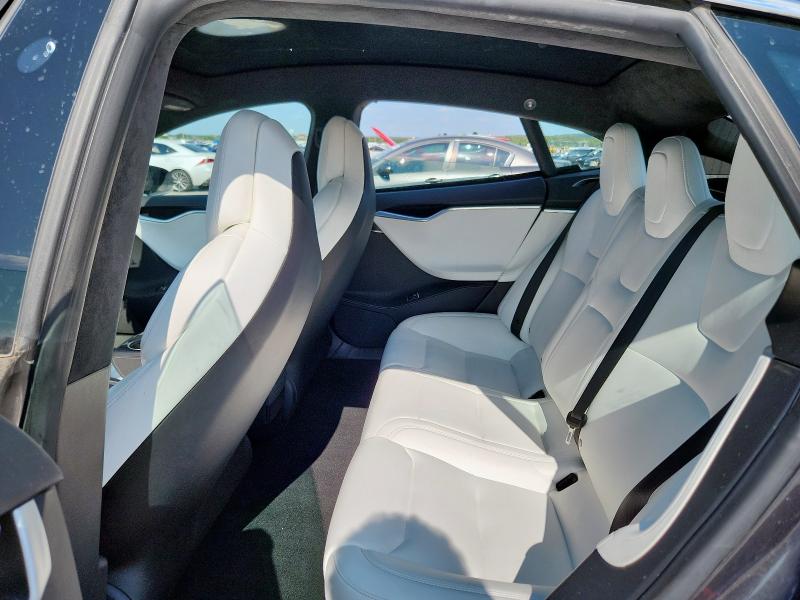 Photo 11 from auction – 2017 TESLA MODEL S with VIN 5YJSA1E16HF214601