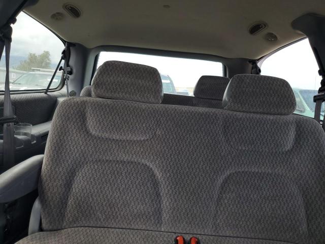 Photo 10 from auction – 2000 DODGE GRAND CARA with VIN 1B4GP44G2YB583404
