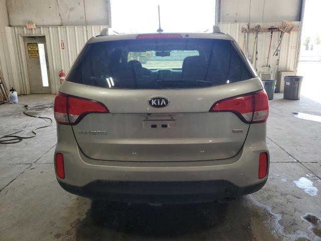 Photo 6 from auction – 2015 KIA SORENTO LX with VIN 5XYKTCA67FG608959