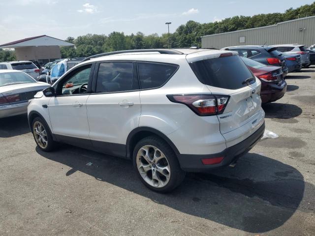 صورة رقم 2 من المزاد - 2018 FORD ESCAPE SE مع VIN 1FMCU9GD2JUC65989