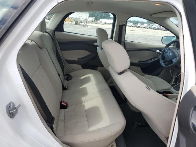 Photo 10 from auction – 2015 FORD FOCUS SE with VIN 1FADP3F27FL247066