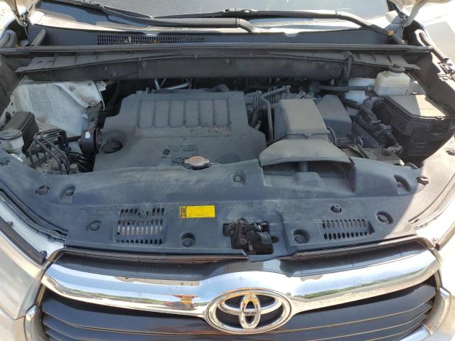 Photo 12 from auction – 2016 TOYOTA HIGHLANDER with VIN 5TDJKRFH5GS350361