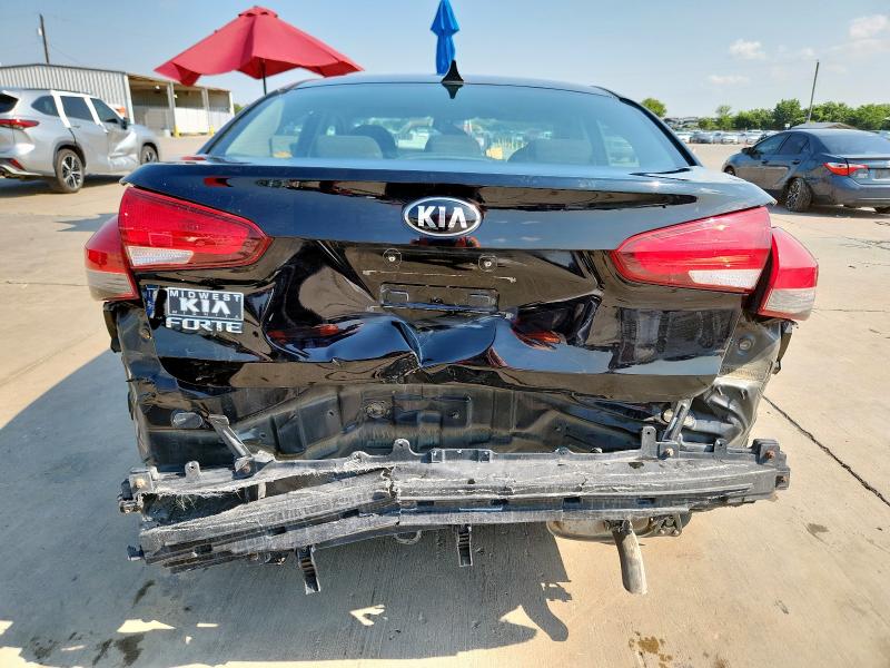 Photo 6 from auction – 2018 KIA FORTE LX with VIN 3KPFK4A76JE238399