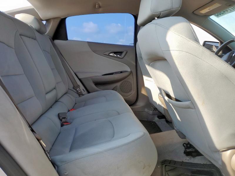Photo 10 from auction – 2017 CHEVROLET MALIBU LT with VIN 1G1ZE5ST3HF176474