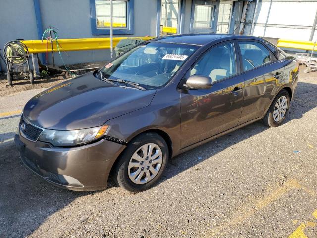 KIA FORTE EX 2013 مع رقم تعريف المركبة KNAFU4A29D5704080 - صورة من المزاد