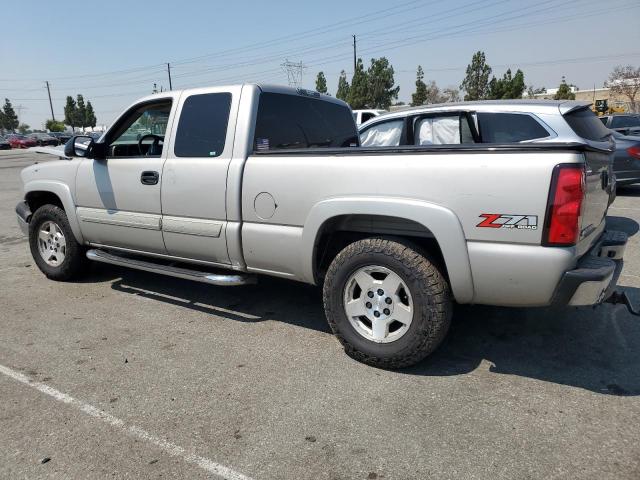 Photo 2 from auction – 2004 CHEVROLET SILVERADO with VIN 1GCEK19T94Z256061
