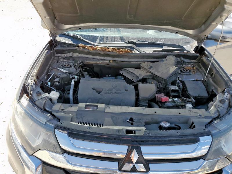 Photo 12 from auction – 2016 MITSUBISHI OUTLANDER SE with VIN JA4AD3A3XGZ040069