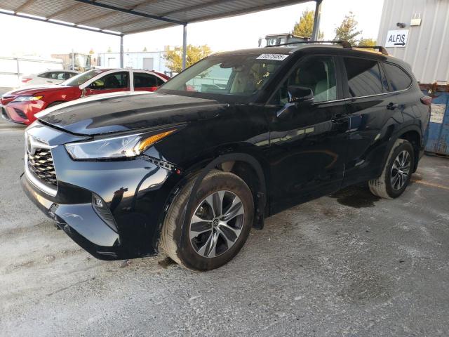 TOYOTA HIGHLANDER 2024 with VIN 5TDKDRBH6RS536921 - Photo from auction