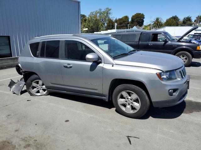 Photo 4 from auction – 2016 JEEP COMPASS LATITUDE with VIN 1C4NJCEA5GD773717