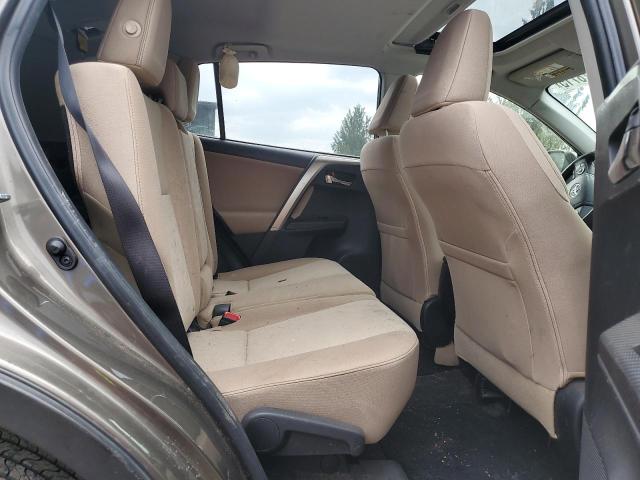 Photo 11 from auction – 2015 TOYOTA RAV4 XLE with VIN JTMRFREV9FD153685