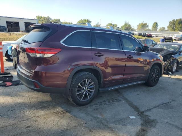 Photo 3 from auction – 2018 TOYOTA HIGHLANDER SE with VIN 5TDKZRFHXJS250036
