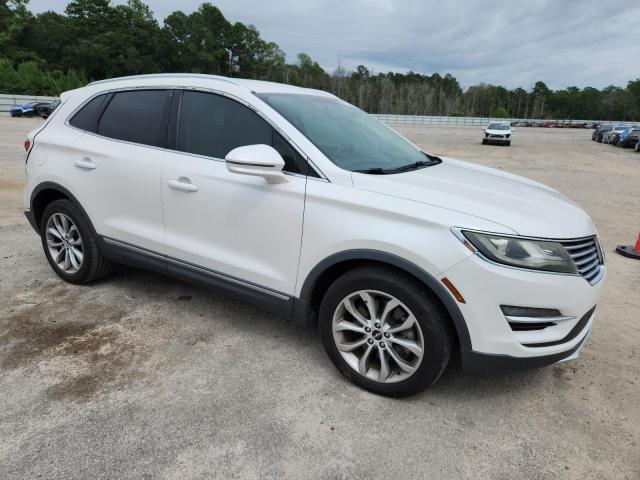Photo 4 from auction – 2016 LINCOLN MKC SELECT with VIN 5LMCJ2C96GUJ21353