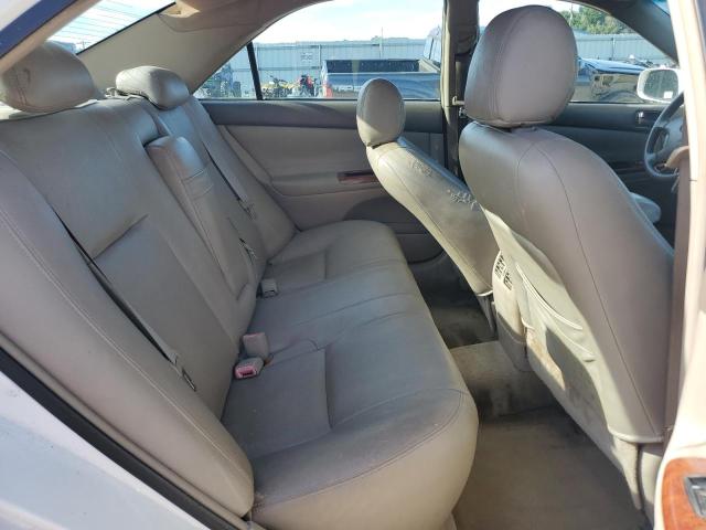 Photo 10 from auction – 2004 TOYOTA CAMRY LE with VIN 4T1BF32KX4U070381