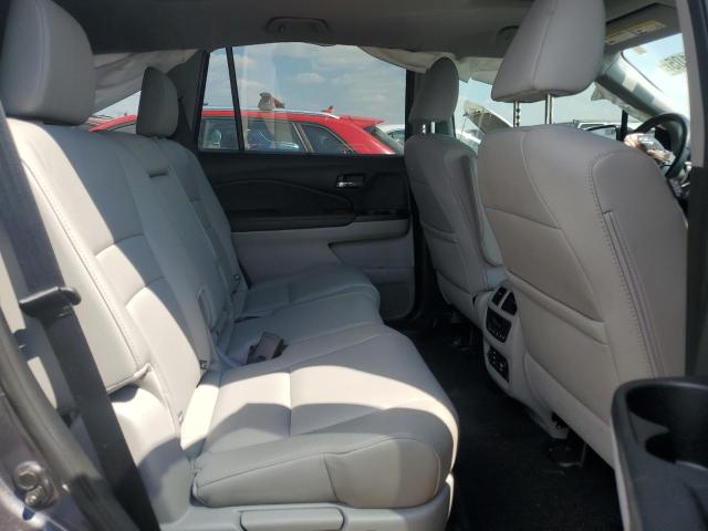 Photo 10 from auction – 2017 HONDA PILOT TOUR with VIN 5FNYF6H96HB101211
