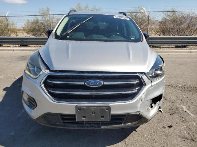 Photo 5 from auction – 2019 FORD ESCAPE SE with VIN 1FMCU9GD3KUB29842