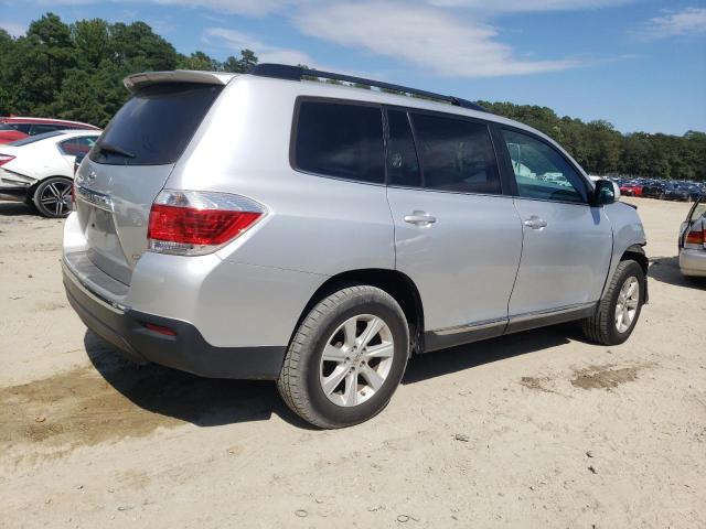 Photo 3 from auction – 2013 TOYOTA HIGHLANDER with VIN 5TDBK3EH7DS252124
