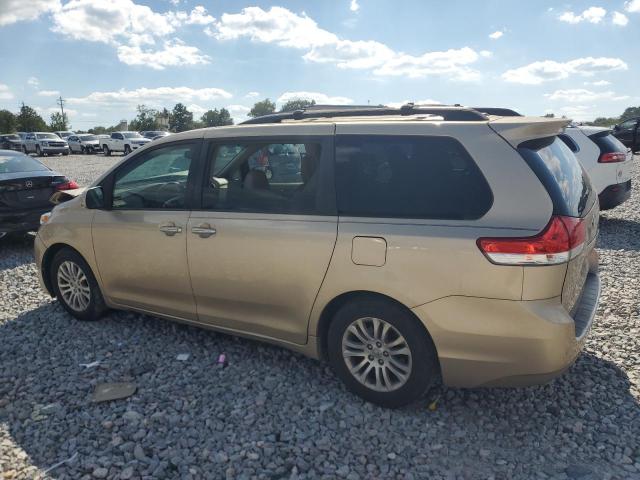 Photo 2 from auction – 2012 TOYOTA SIENNA XLE with VIN 5TDYK3DC3CS226179