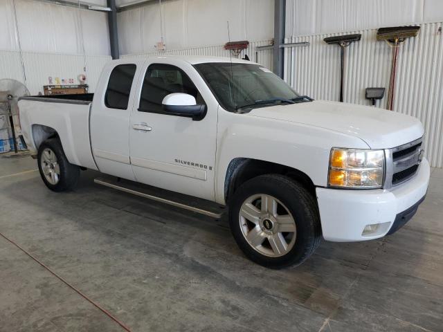 Photo 4 from auction – 2007 CHEVROLET SILVERADO with VIN 2GCEC190671705163