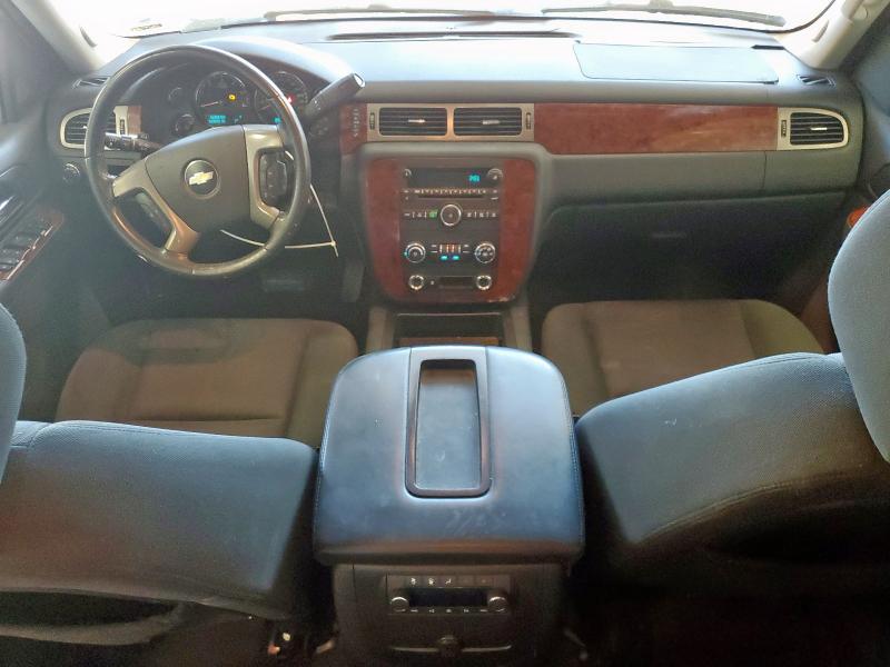 Photo 8 from auction – 2011 CHEVROLET TAHOE C150 with VIN 1GNSCAE00BR392577
