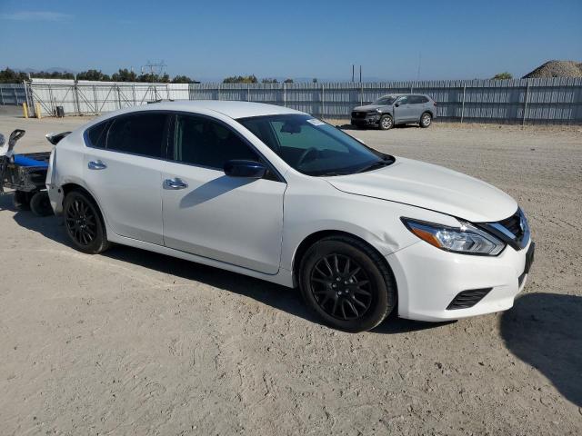 Photo 4 from auction – 2016 NISSAN ALTIMA 2.5 with VIN 1N4AL3APXGN317182